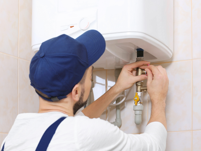 Installation d’un chauffe-eau par Le Plombier Breton